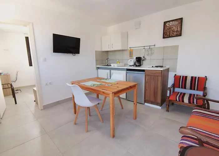 Loft For 2 In Rhodes Town Near Elli Beach